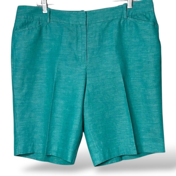TALBOTS Linen Cotton Blend 10” Shorts Seafoam Green Zip / Button Closure Sz 14 - Picture 1 of 9